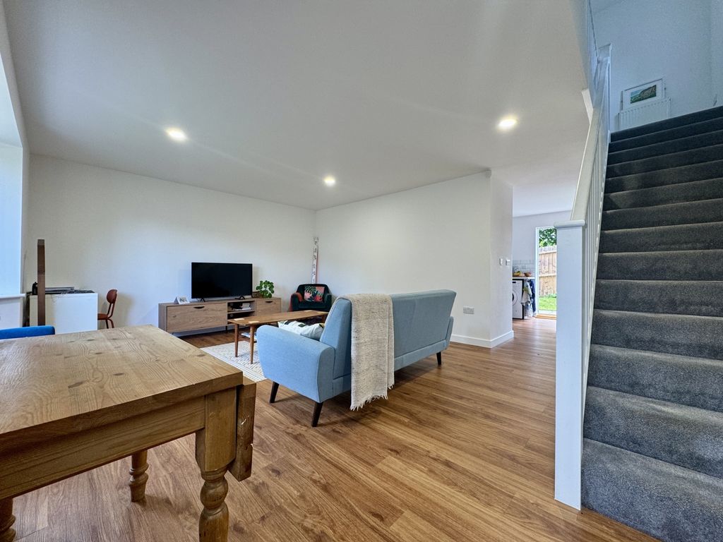 Property photo 3 of 12 Sheffield Best Estate Agent