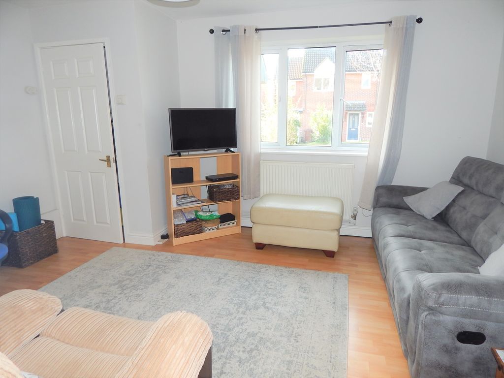 Property photo 2 of 5