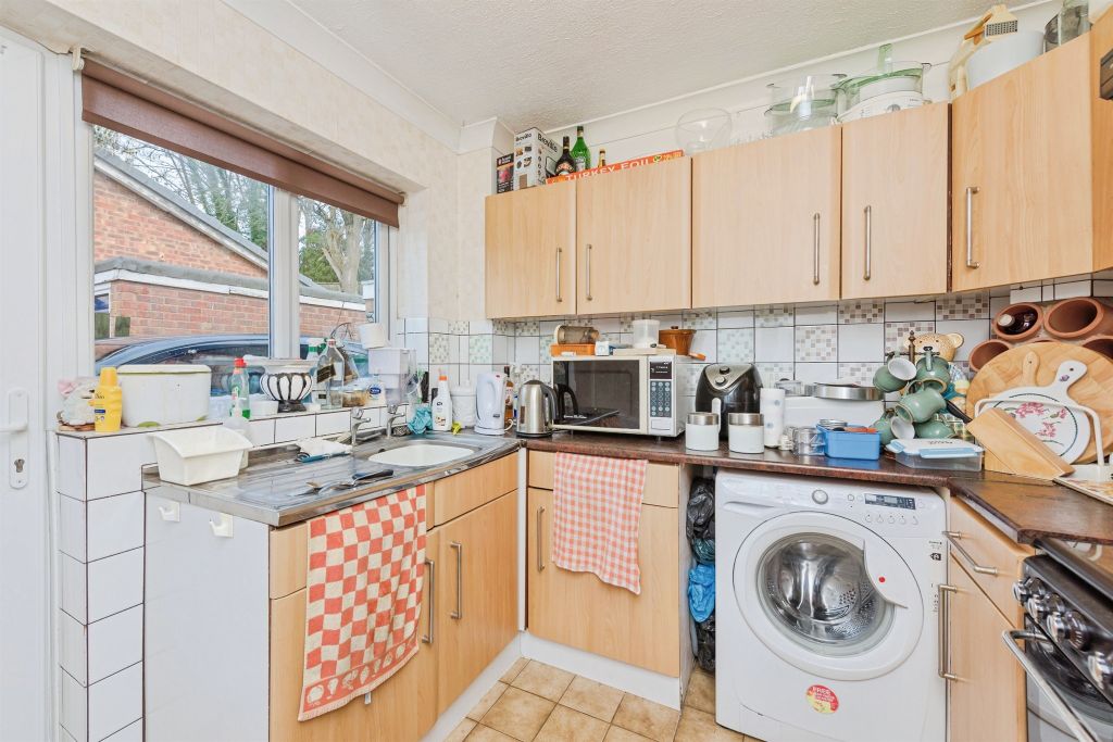 Property photo 3 of 18