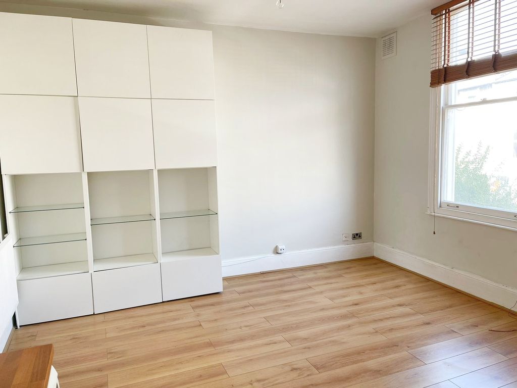 Property photo 3 of 7 Open Plan Living Room/Kitchen