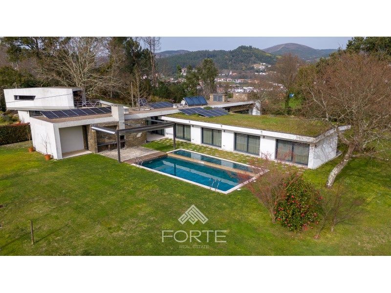 Property photo 1 of 70