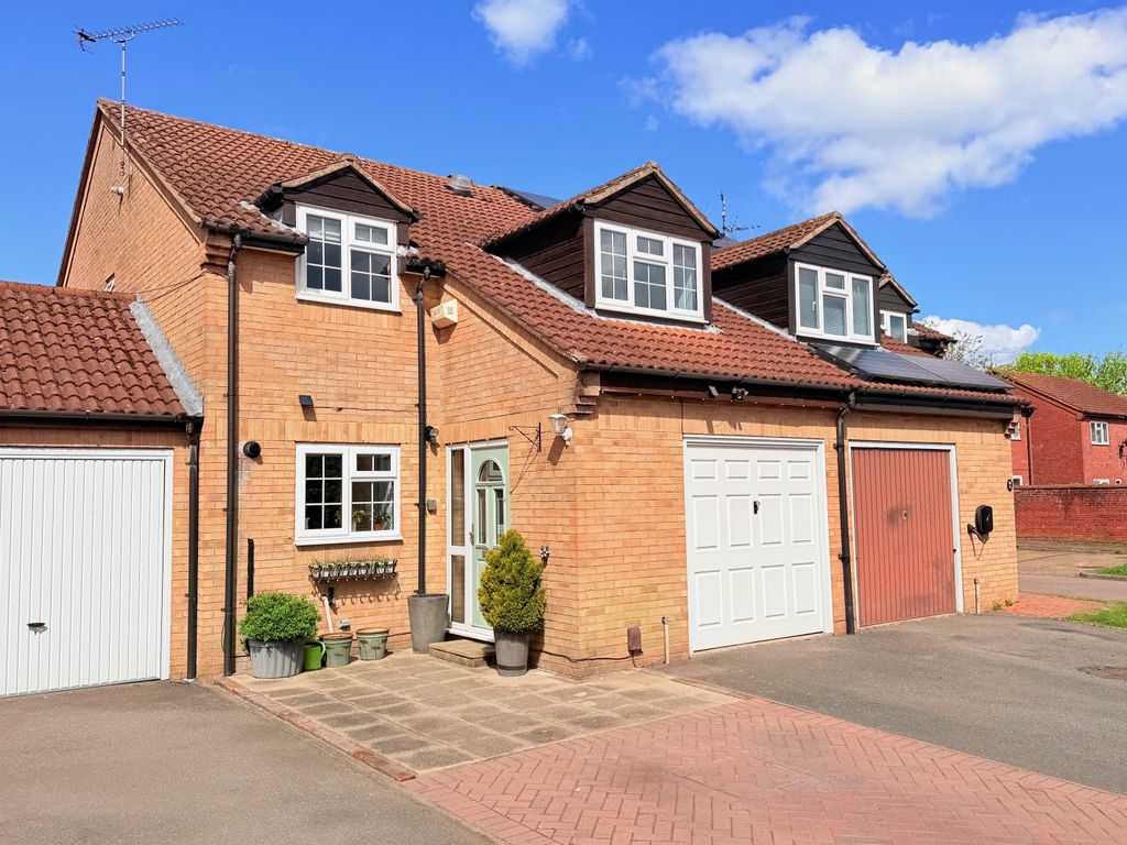 Property photo 1 of 25 1