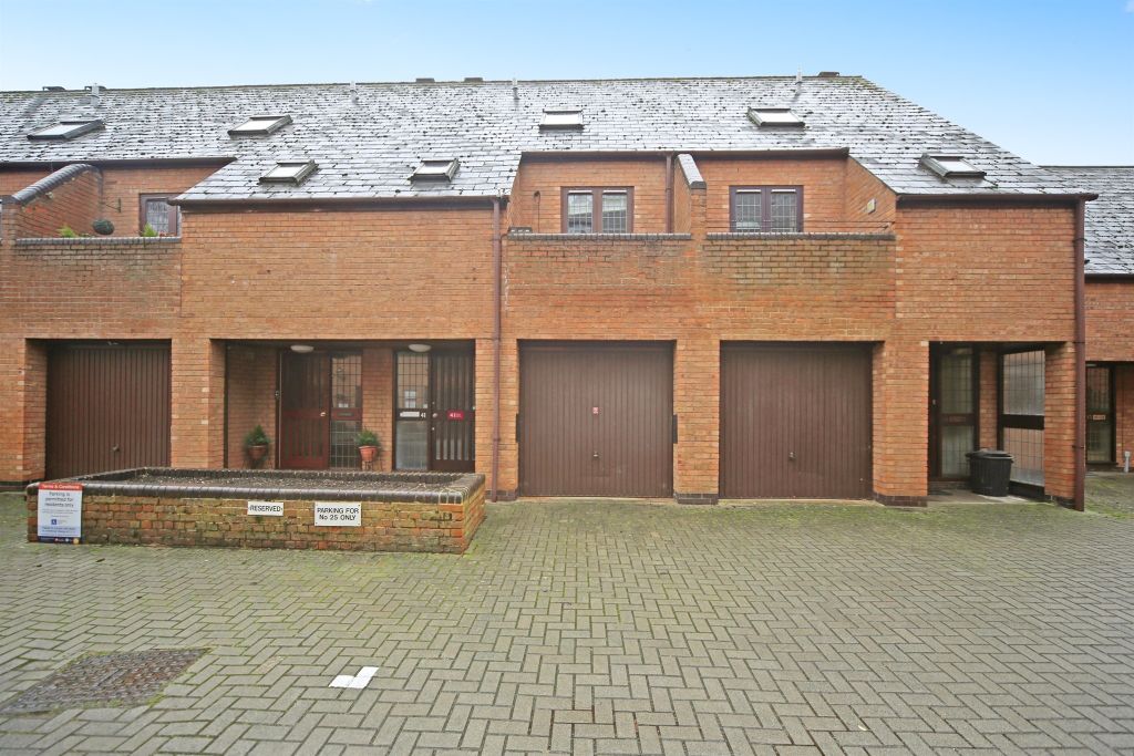 Property photo 1 of 20