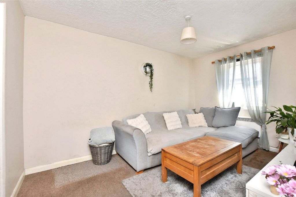 Property photo 3 of 13 Living Room