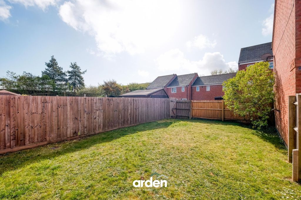 Property photo 2 of 8