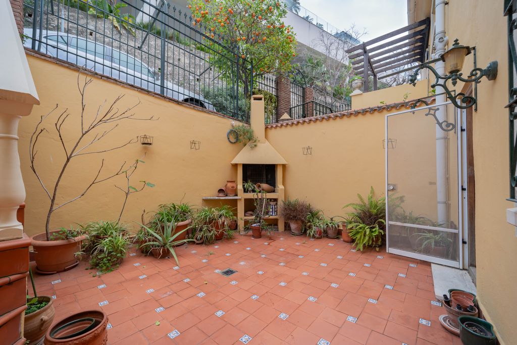 Property photo 3 of 24