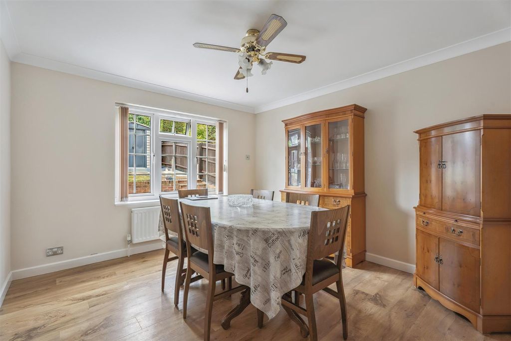 Property photo 3 of 16 Dining Room