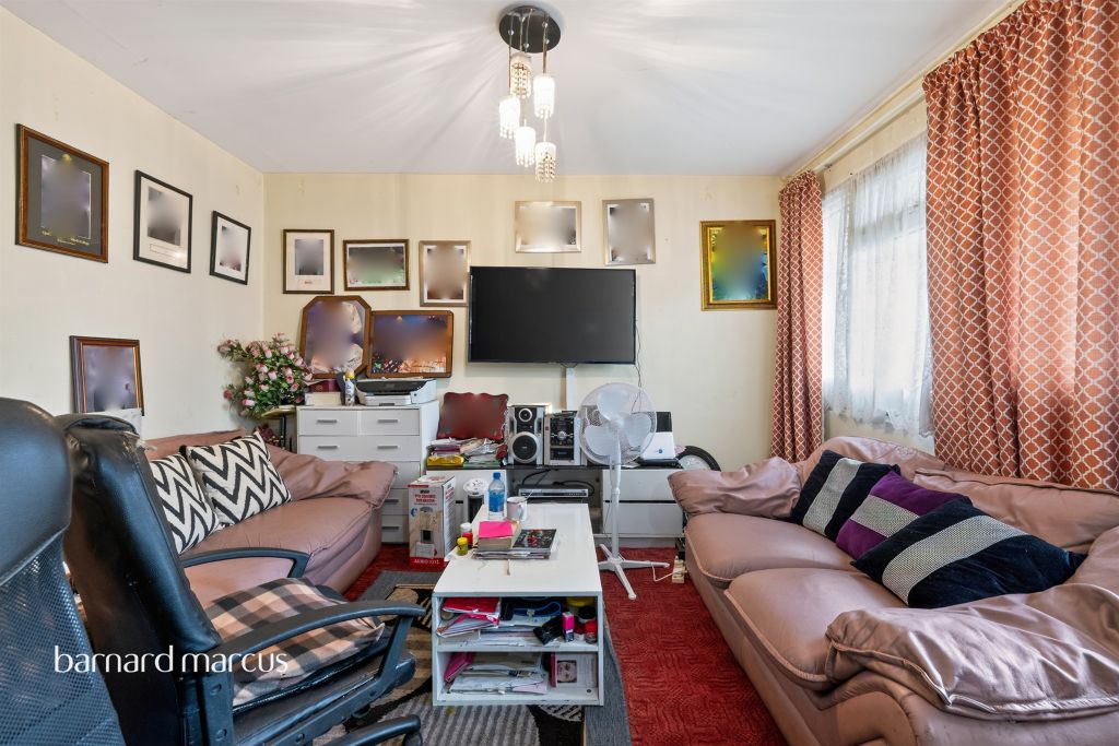 Property photo 2 of 12