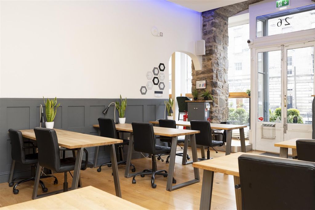 Property photo 2 of 10 Ds 5.Jpg