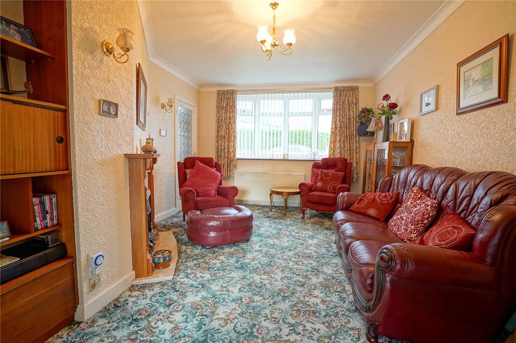 Property photo 2 of 12 Picture No. 07