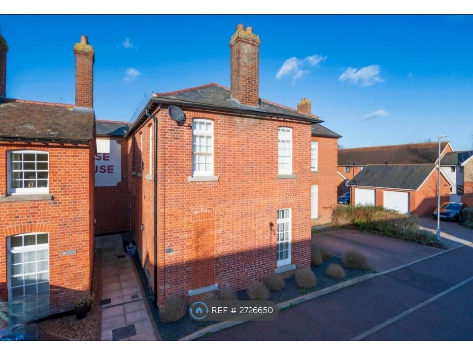 Property photo 3 of 24