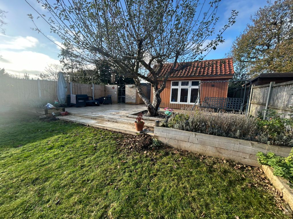 Property photo 2 of 20