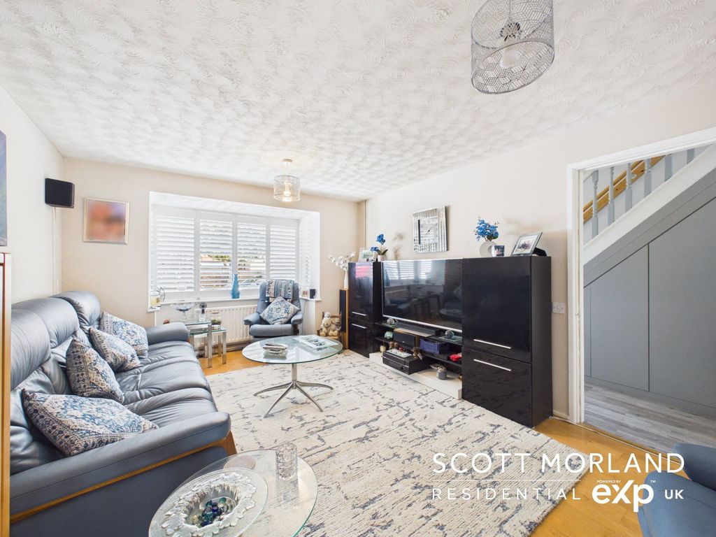 Property photo 3 of 19