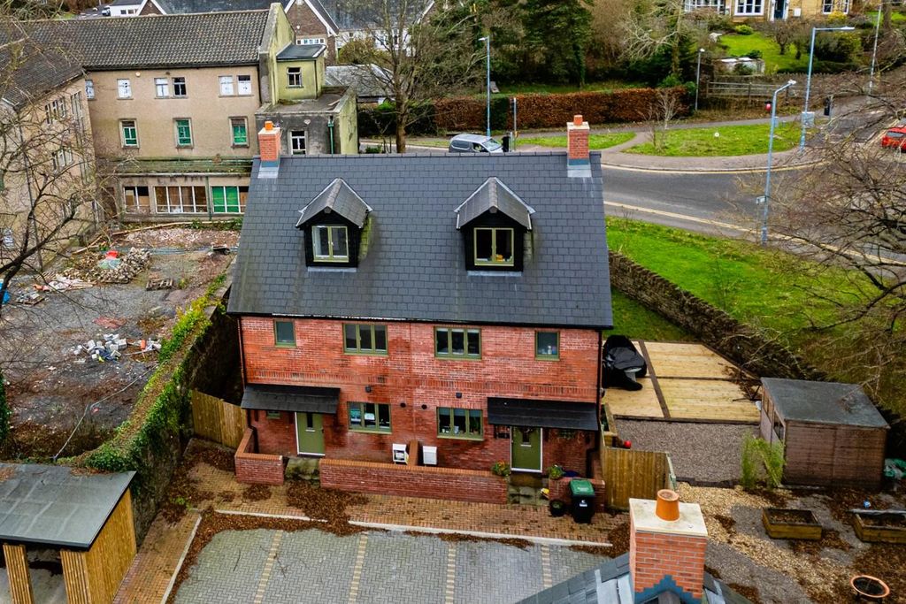 Property photo 3 of 47 1 And 3, Mulberry Close Abergavenny, Np7 5Es | Fre