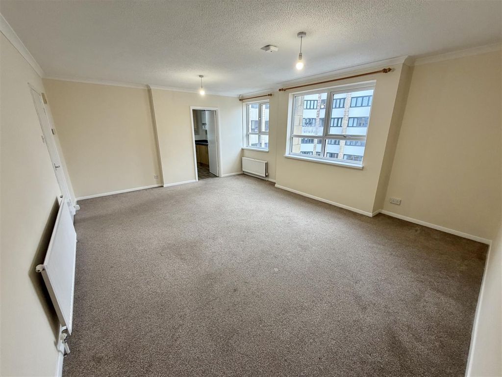 Property photo 3 of 13 Living Room