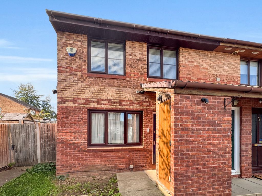 Property photo 1 of 15 3734510