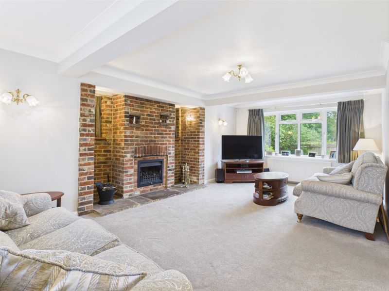 Property photo 2 of 17 Sitting Room
