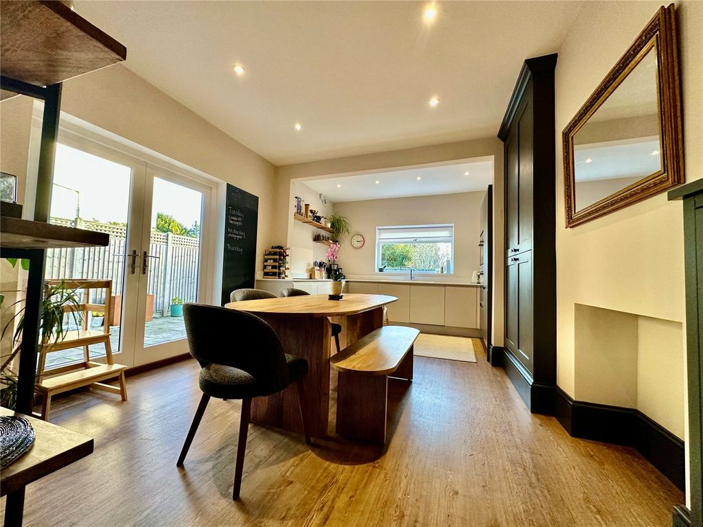 Property photo 3 of 21 Picture No. 04