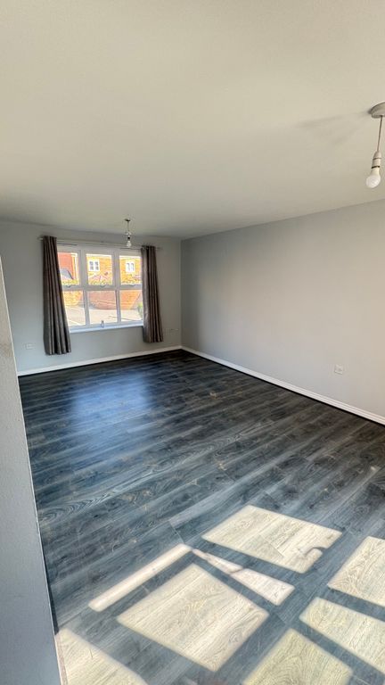 Property photo 2 of 9 Living Room