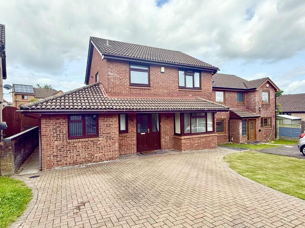 Property photo 1 of 24
