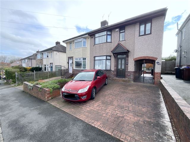 Property photo 1 of 21 Front