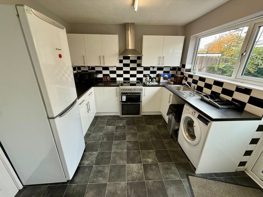 Property photo 3 of 17 Image