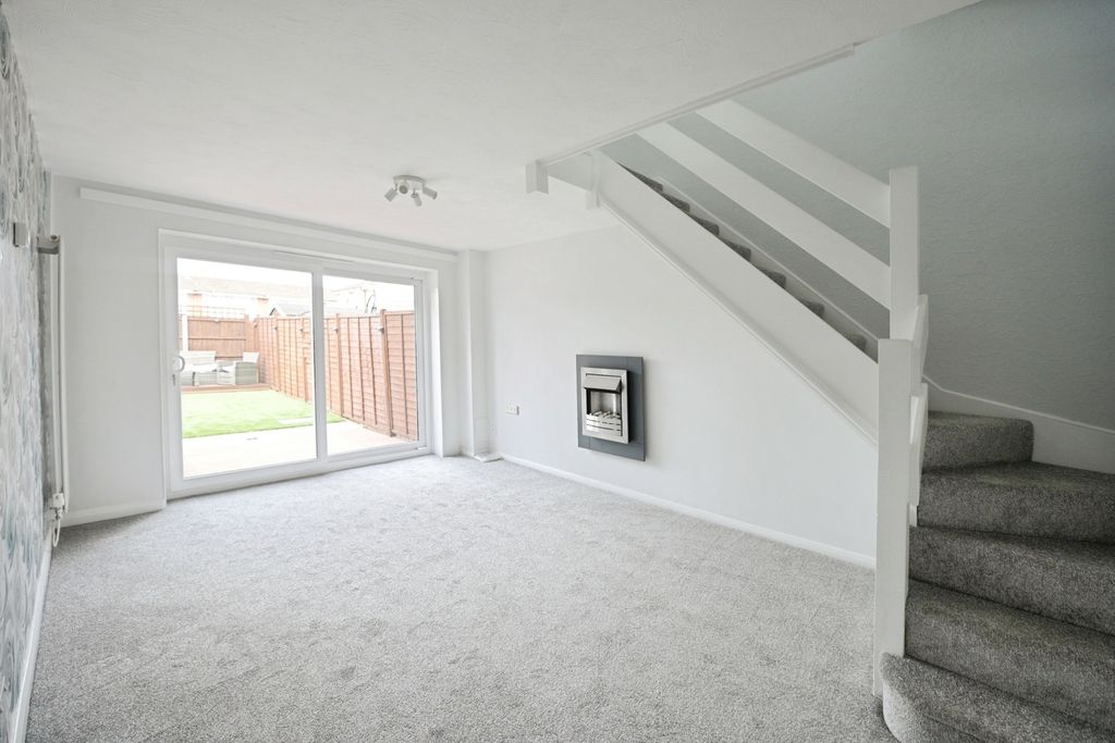 Property photo 2 of 25 Pbox-Img.Jpg
