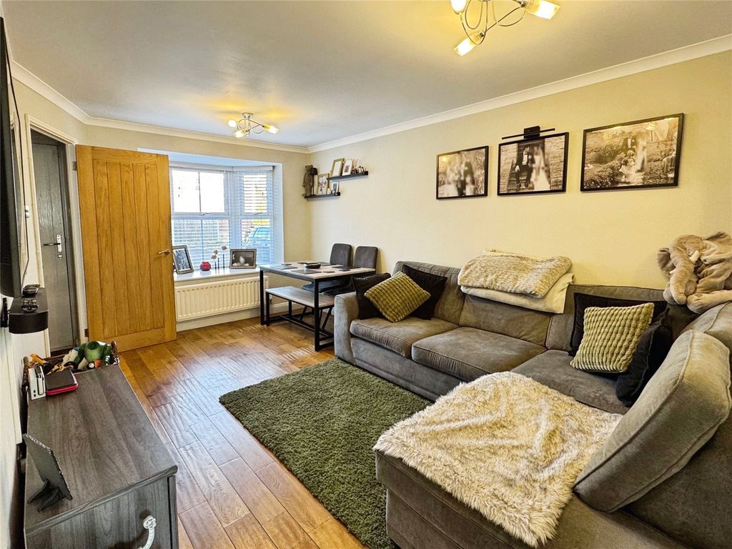 Property photo 2 of 12 Picture No. 08