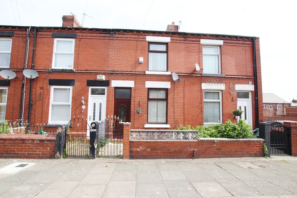 Property photo 1 of 13