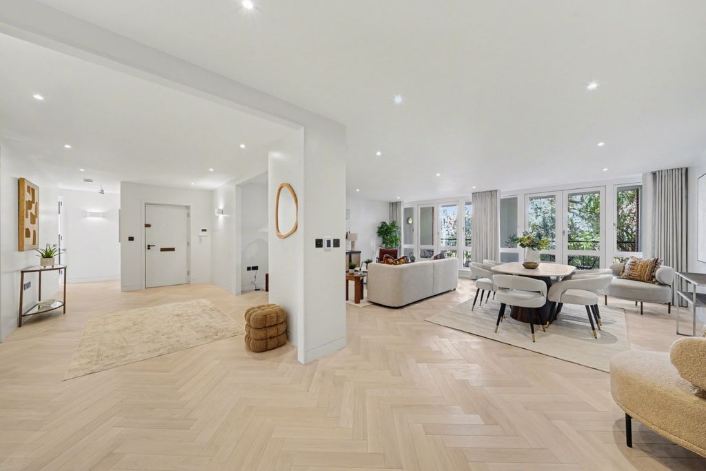 Property photo 1 of 22 5121670