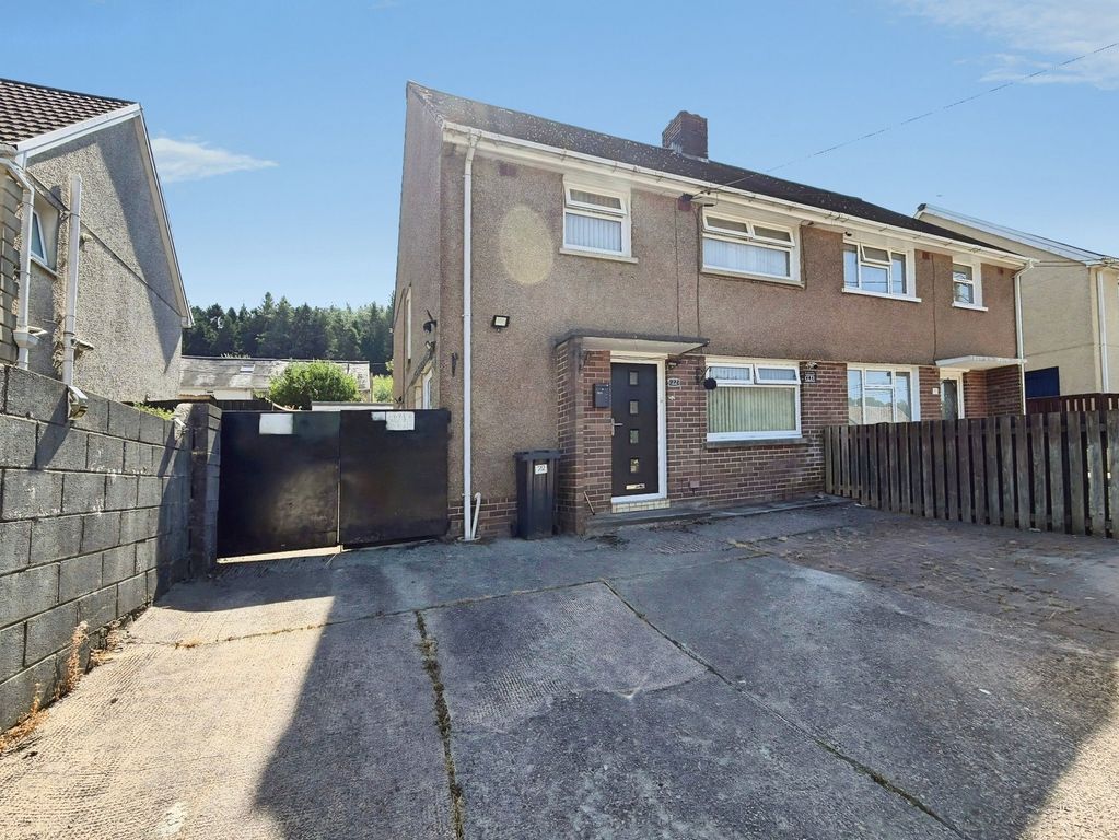 Property photo 3 of 26