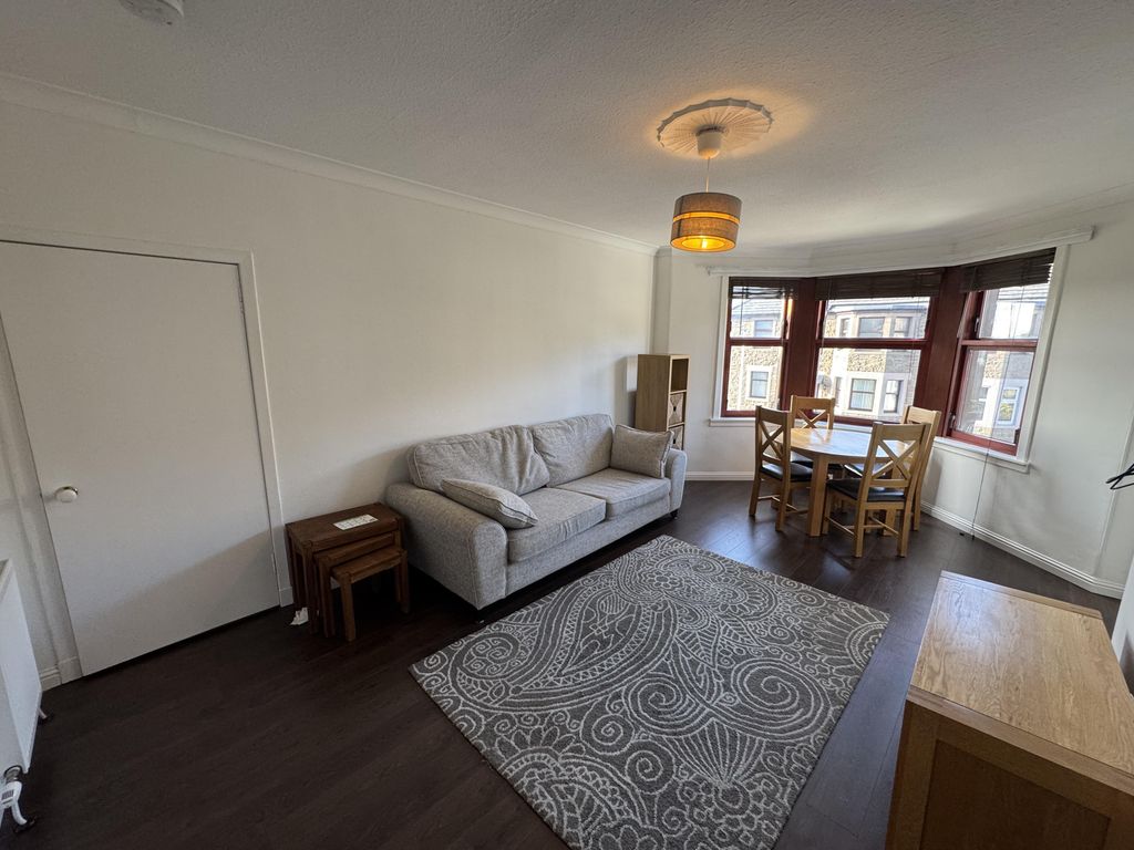 Property photo 2 of 30