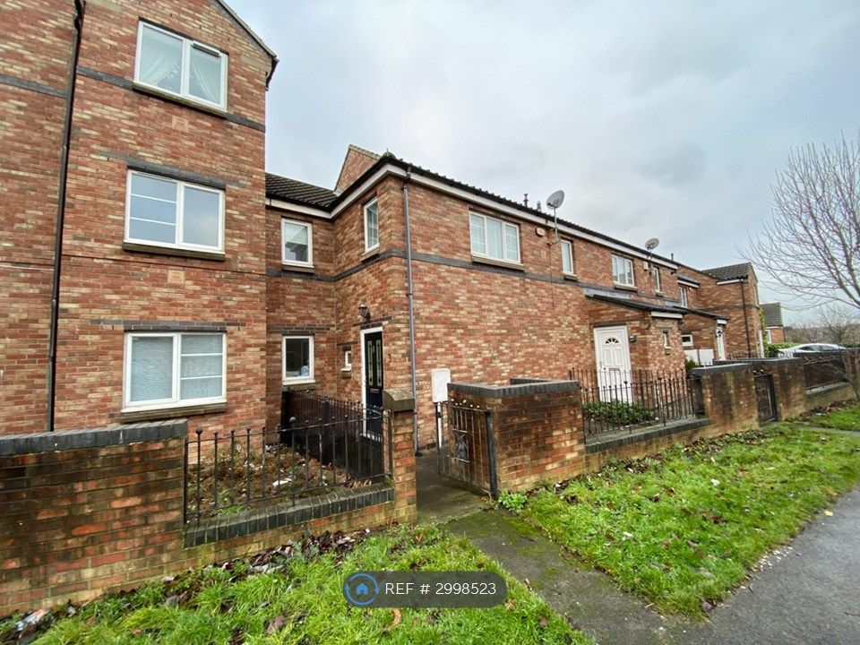 Property photo 1 of 17