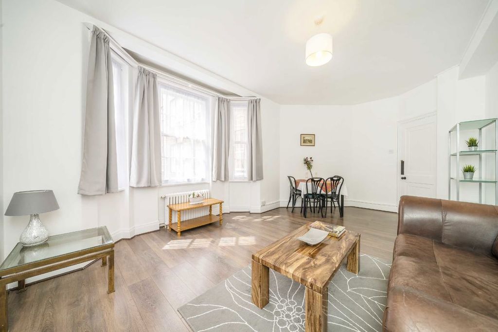 Property photo 2 of 7