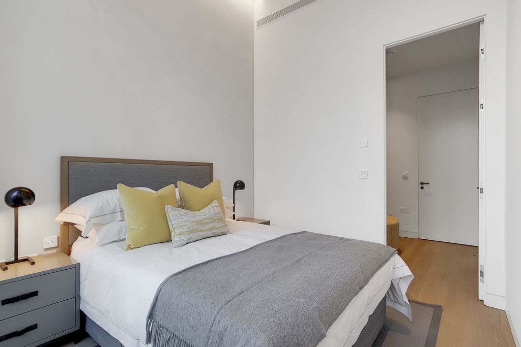 Property photo 3 of 12 9_Bedroom_4