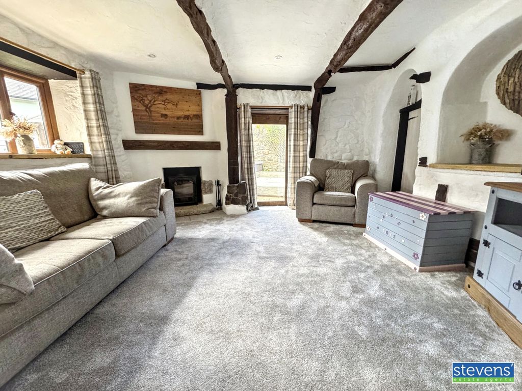 Property photo 3 of 17 Img_8795