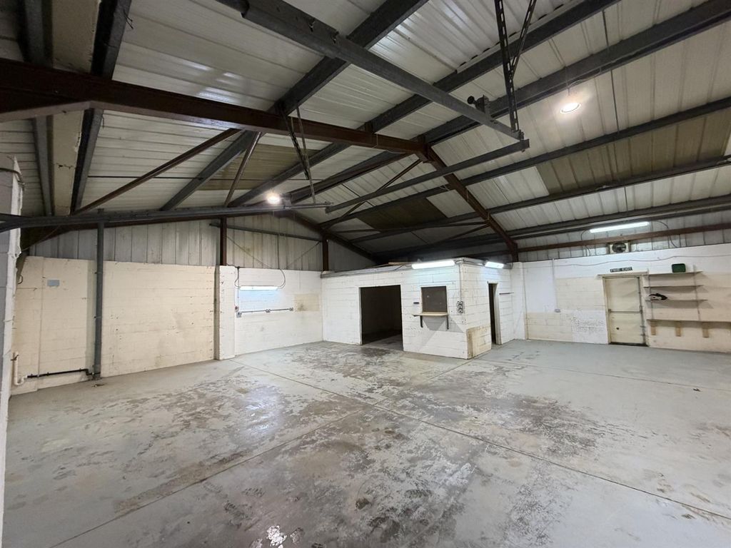 Property photo 2 of 4