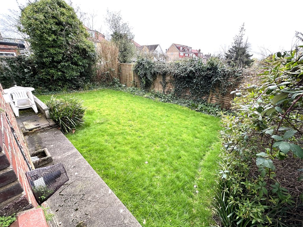 Property photo 2 of 11 Img_3464