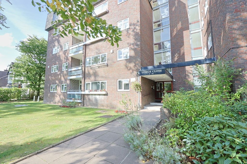Property photo 1 of 8 4513151