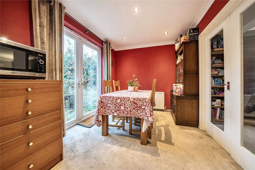 Property photo 3 of 22 Picture No. 12