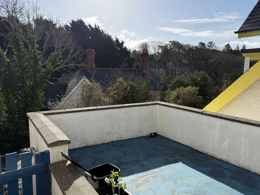 Property photo 3 of 26