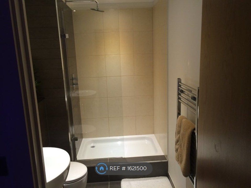 Property photo 3 of 8 En-Suite