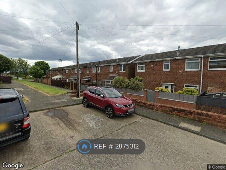 Property photo 3 of 16 Parking