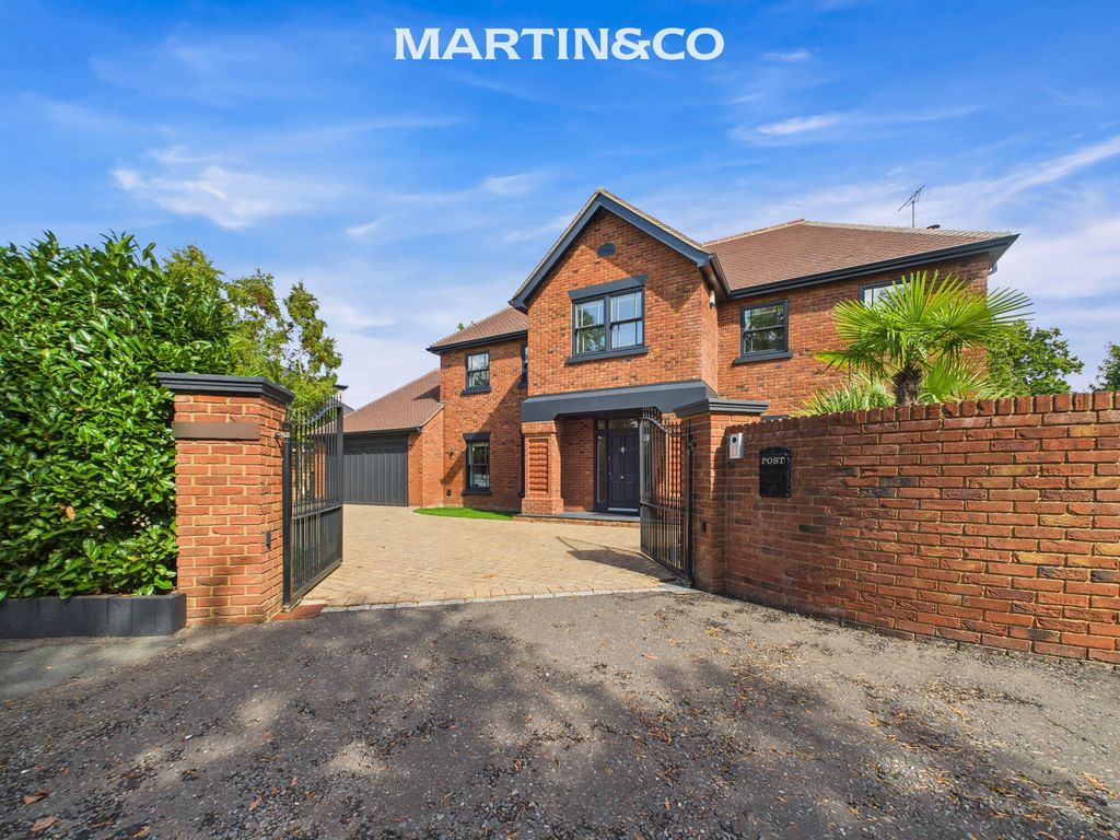 Property photo 1 of 45