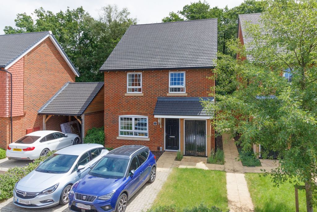 Property photo 1 of 14 1000170