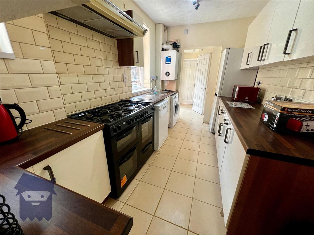 Property photo 3 of 12 Img_5027.Jpg