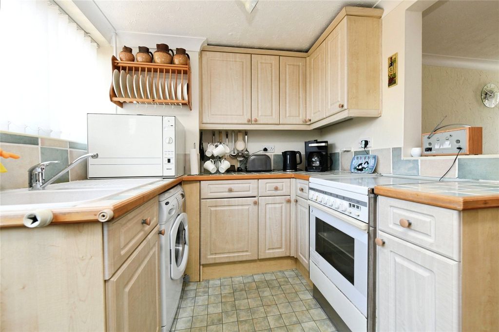 Property photo 3 of 7 Picture No. 56