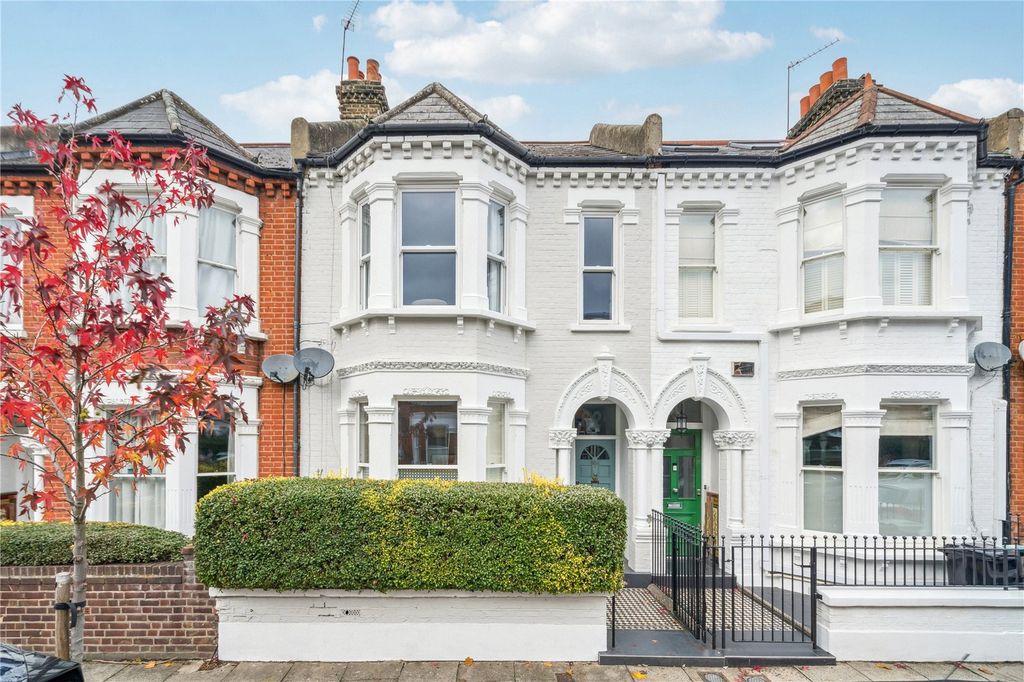 Property photo 2 of 8 Picture No. 19