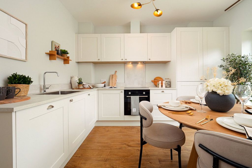 Property photo 2 of 17 Picture No. 01