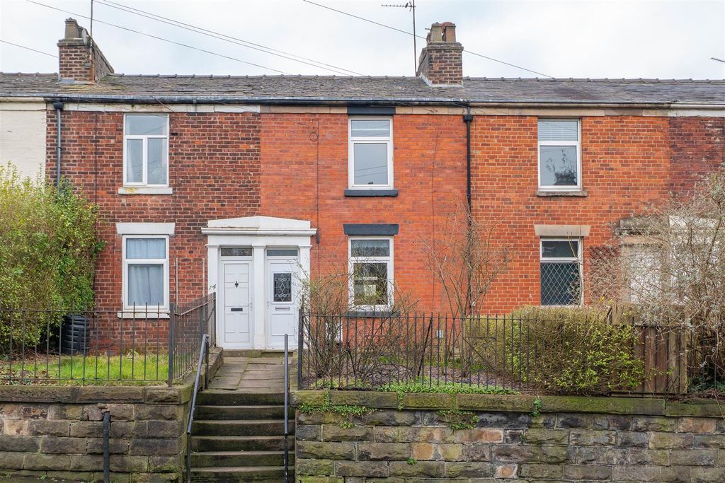 Property photo 1 of 16 Front External